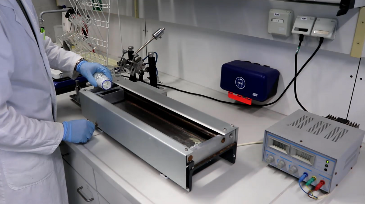 FileTape casting machine.png Processing of Ceramics